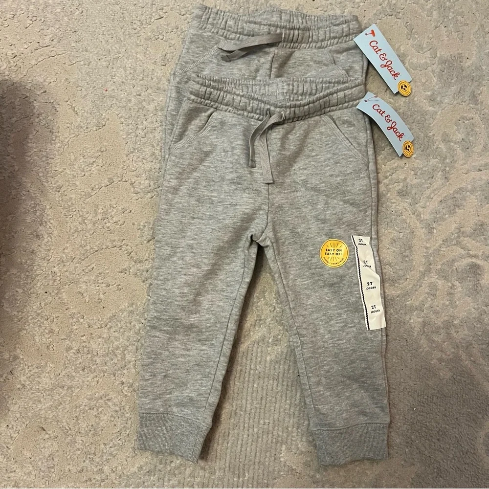 Cat & Jack Heather Gray Kids Joggers lot of 2 new with tags - Picture 1 of 3